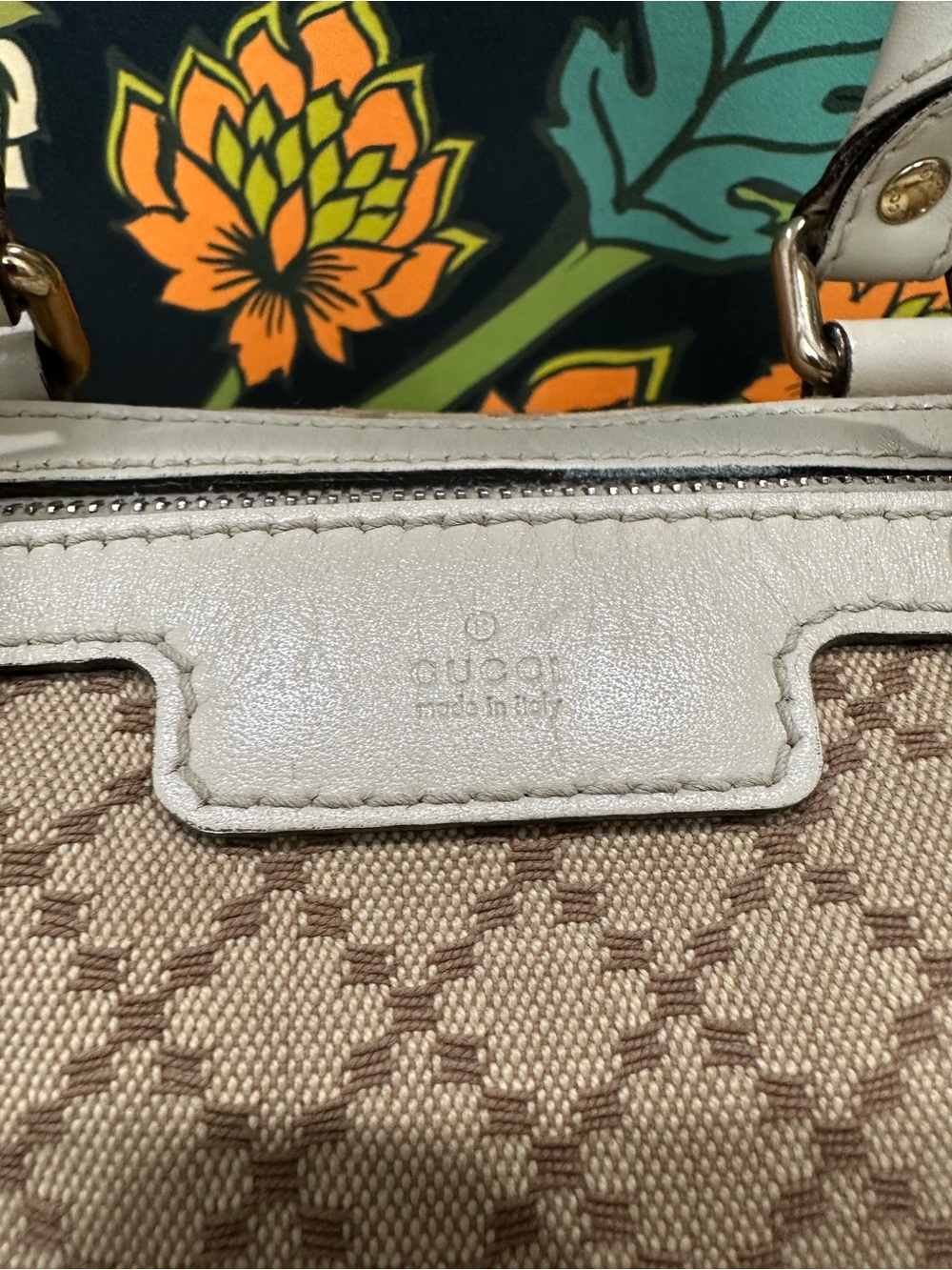 Gucci Diamante Canvas Boston Satchel White Leather Crossbody Bag w/ Entrupy COA - Picture 15 of 17